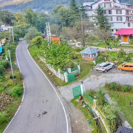 马拉里 White Mountain酒店 外观 照片